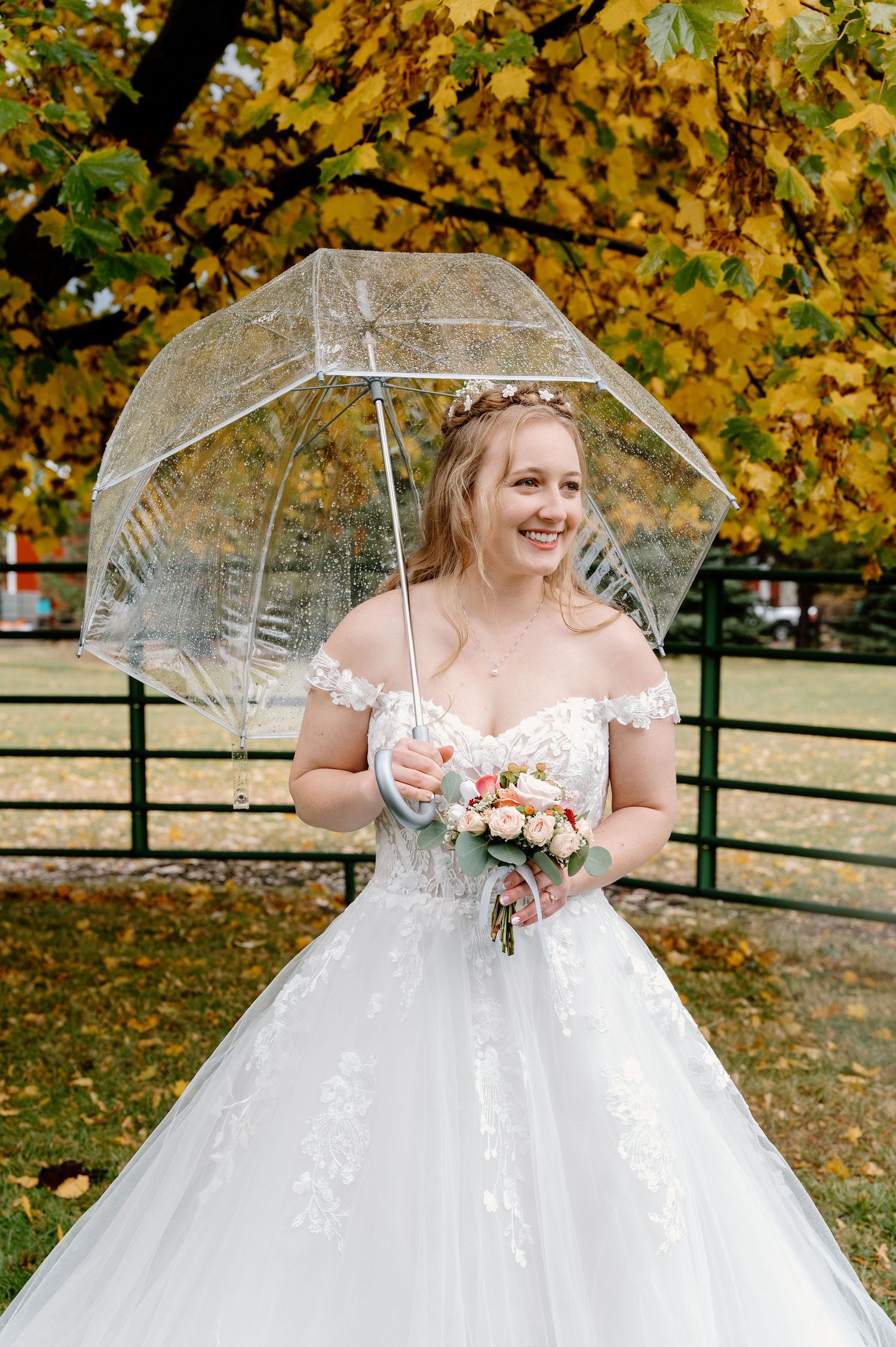 Rainy wedding day in Northeastern Oregon near LaGrande