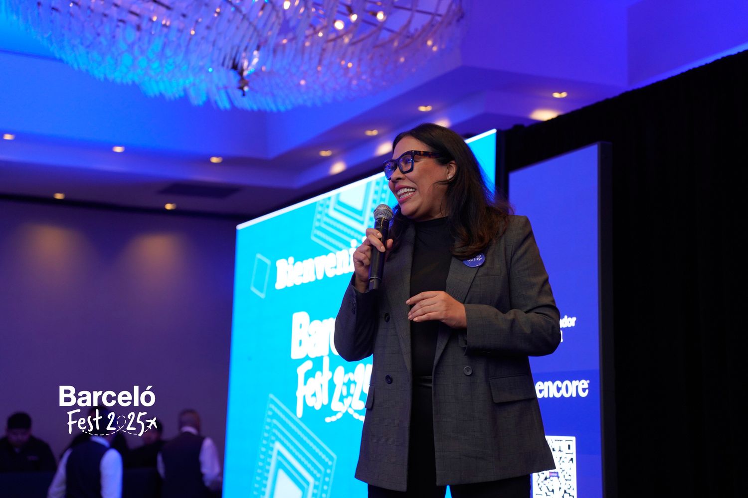 evento empresarial en barcelo reforma presentador de marca principal