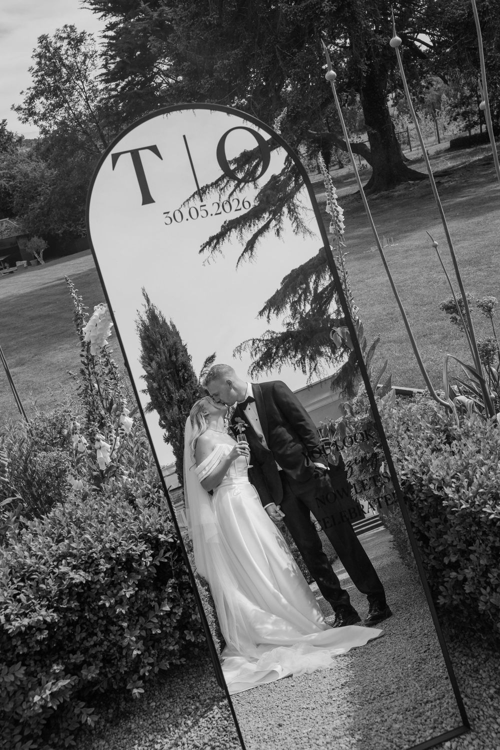 Natural documentary wedding photography in Devon