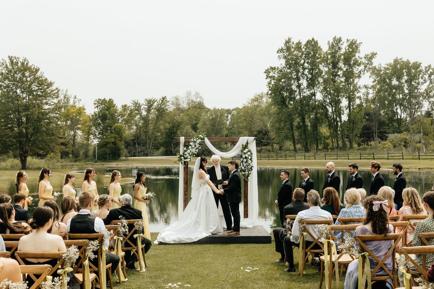 Michigan Wedding Photos, Michigan outdoor wedding, Jacksonville Wedding Photographer, Traveling Wedding Photographer - Lindsay McDow Photo