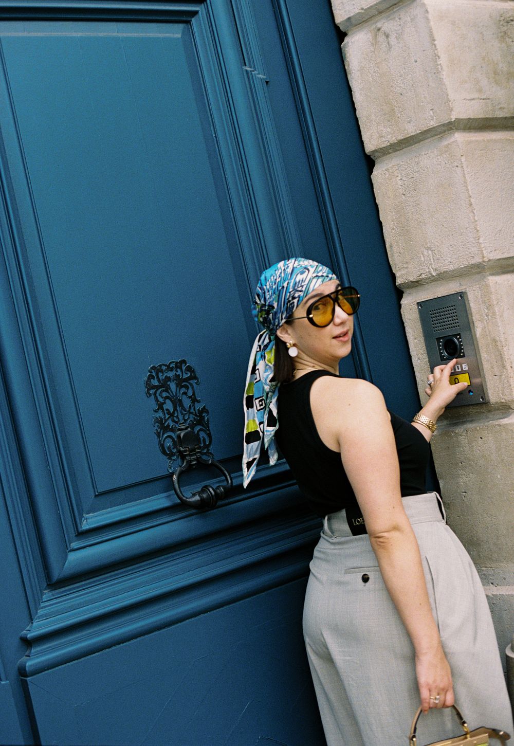 best paris fashion photographer, bonnie photography, paris film photography, paris fashion street style, paris street style film photo