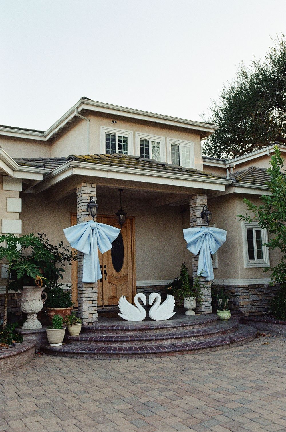 Backyard wedding decor from Los Angeles home.