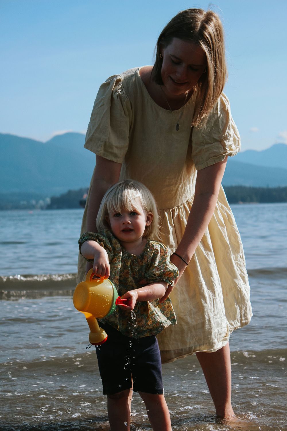 Vancouver Family and Motherhood Photographer offering natural and candid mommy and me sessions indoors or outdoors