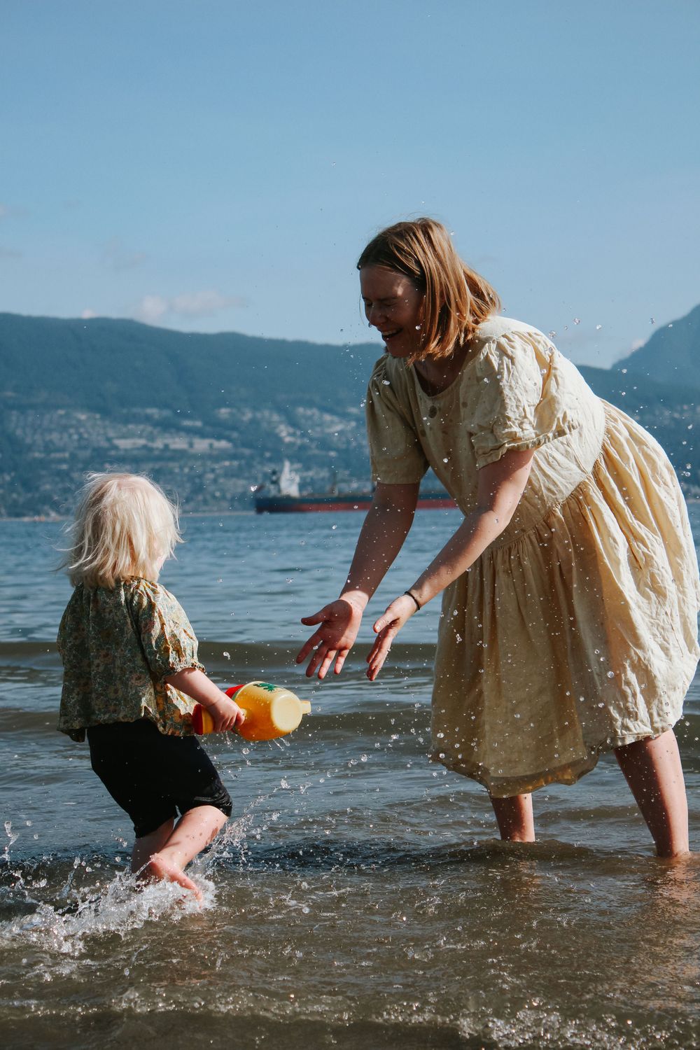 Vancouver Family and Motherhood Photographer offering natural and candid mommy and me sessions indoors or outdoors