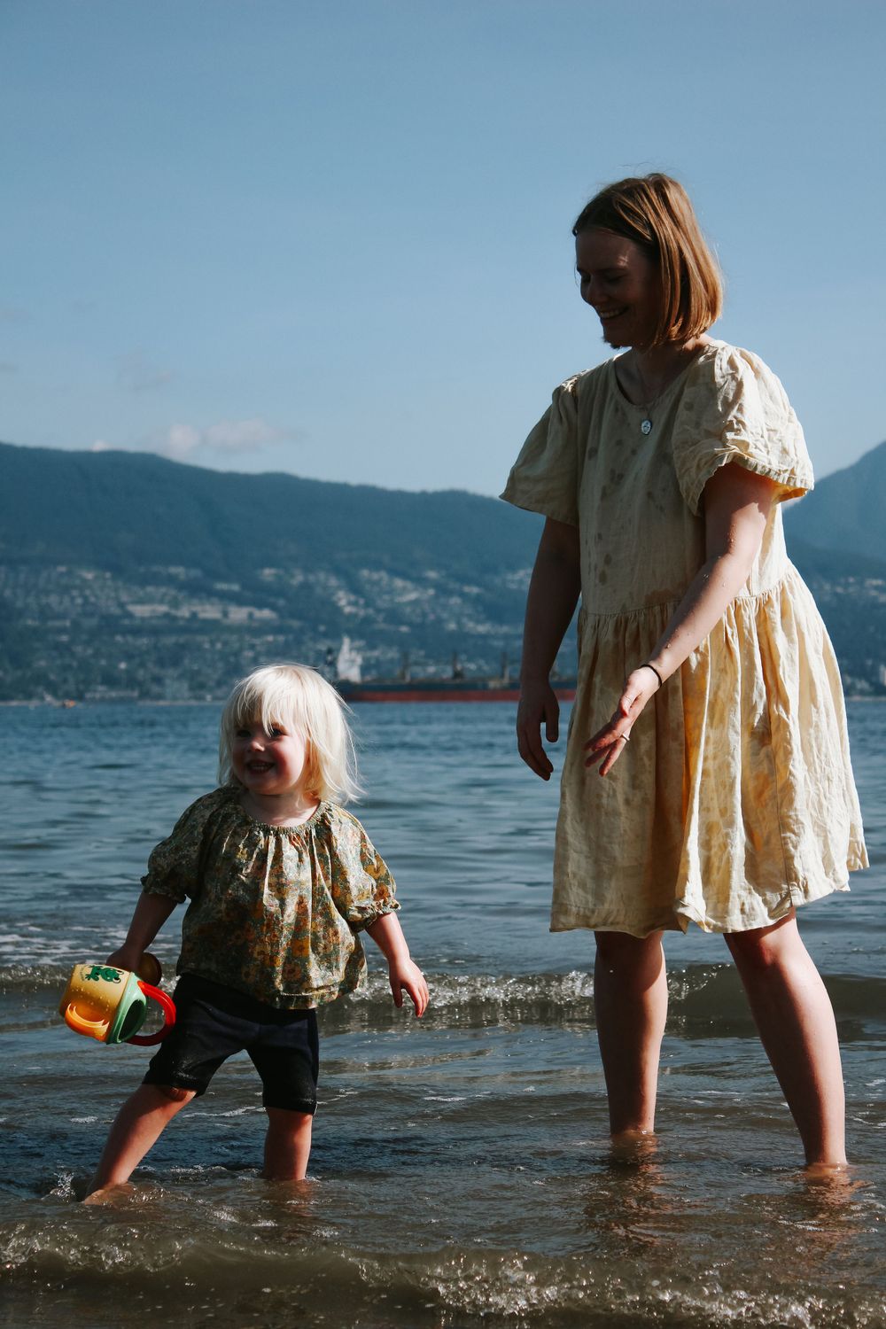 Vancouver Family and Motherhood Photographer offering natural and candid mommy and me sessions indoors or outdoors