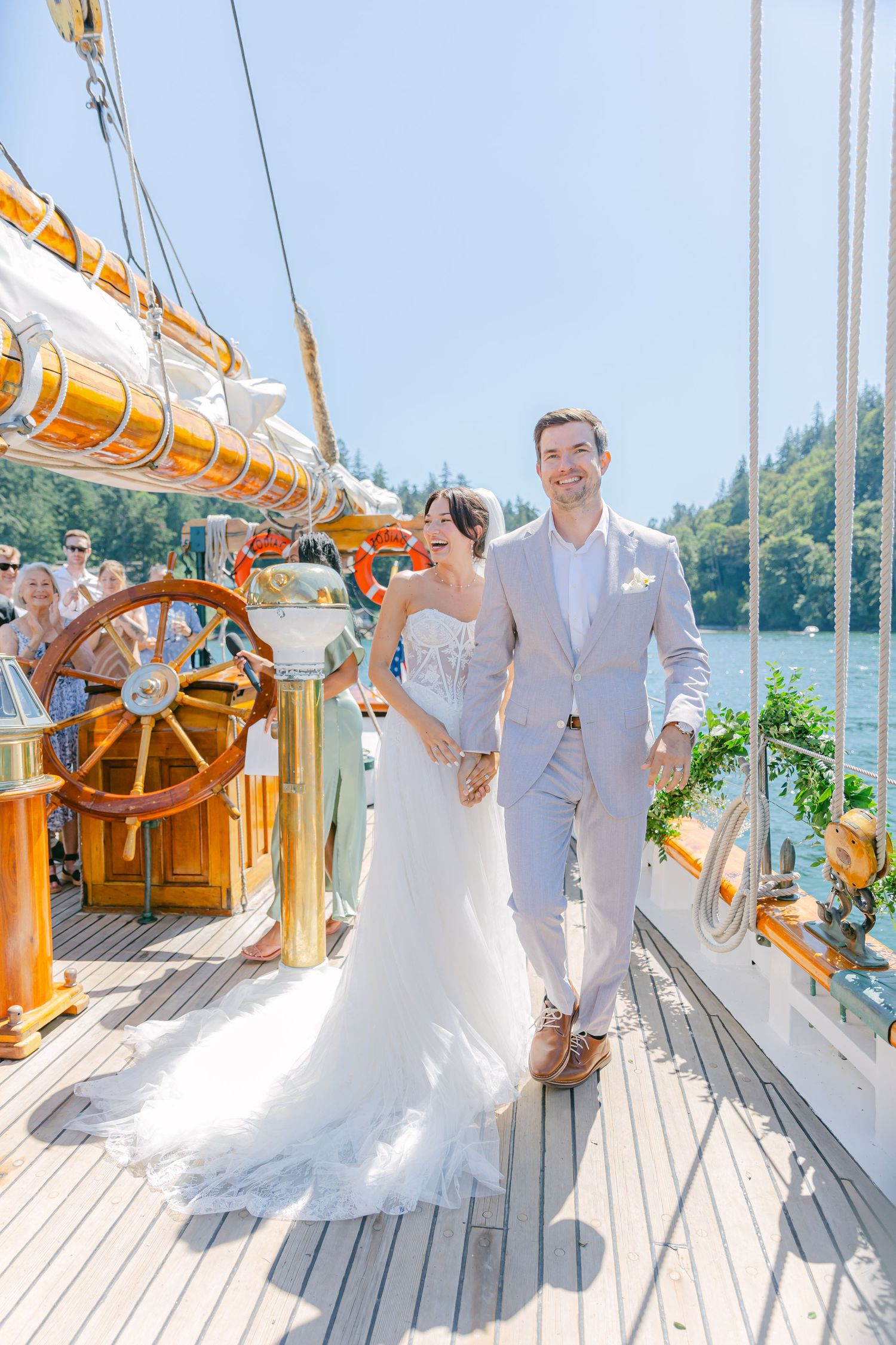 sailboat pnw wedding