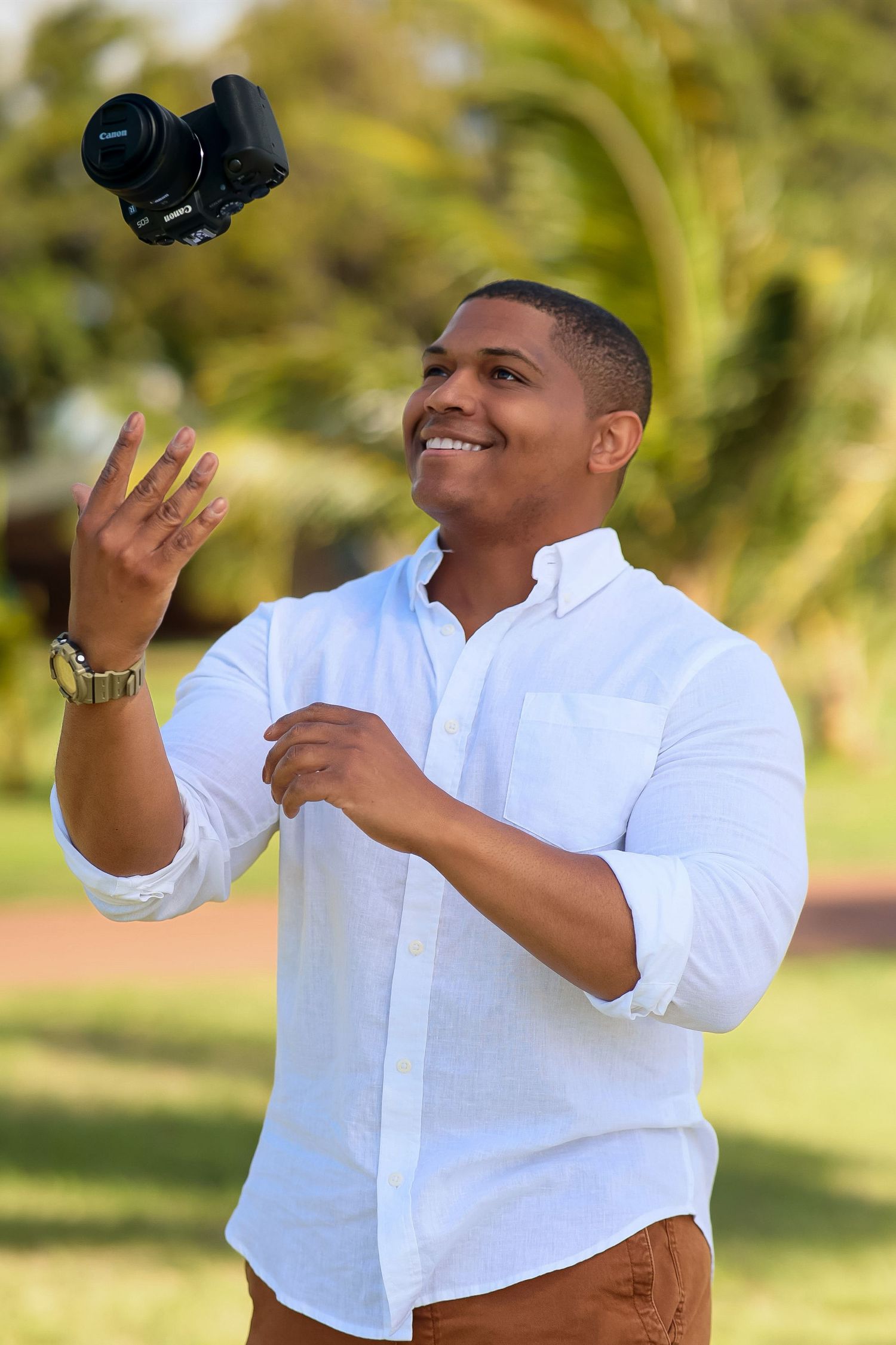 Honolulu Hawaii Photographer. Specializing in Family, Couples, Maternity, and vacation photography.