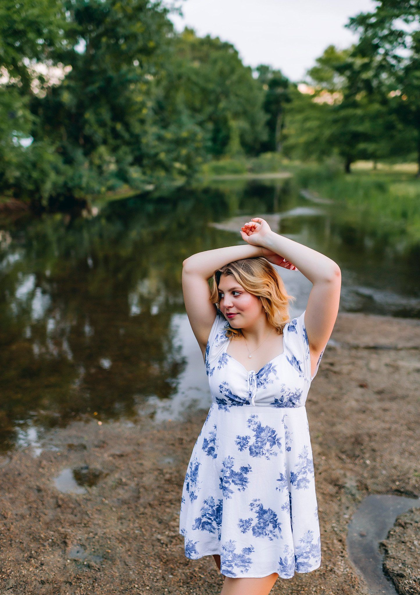 Fenton Michigan Senior Photographer