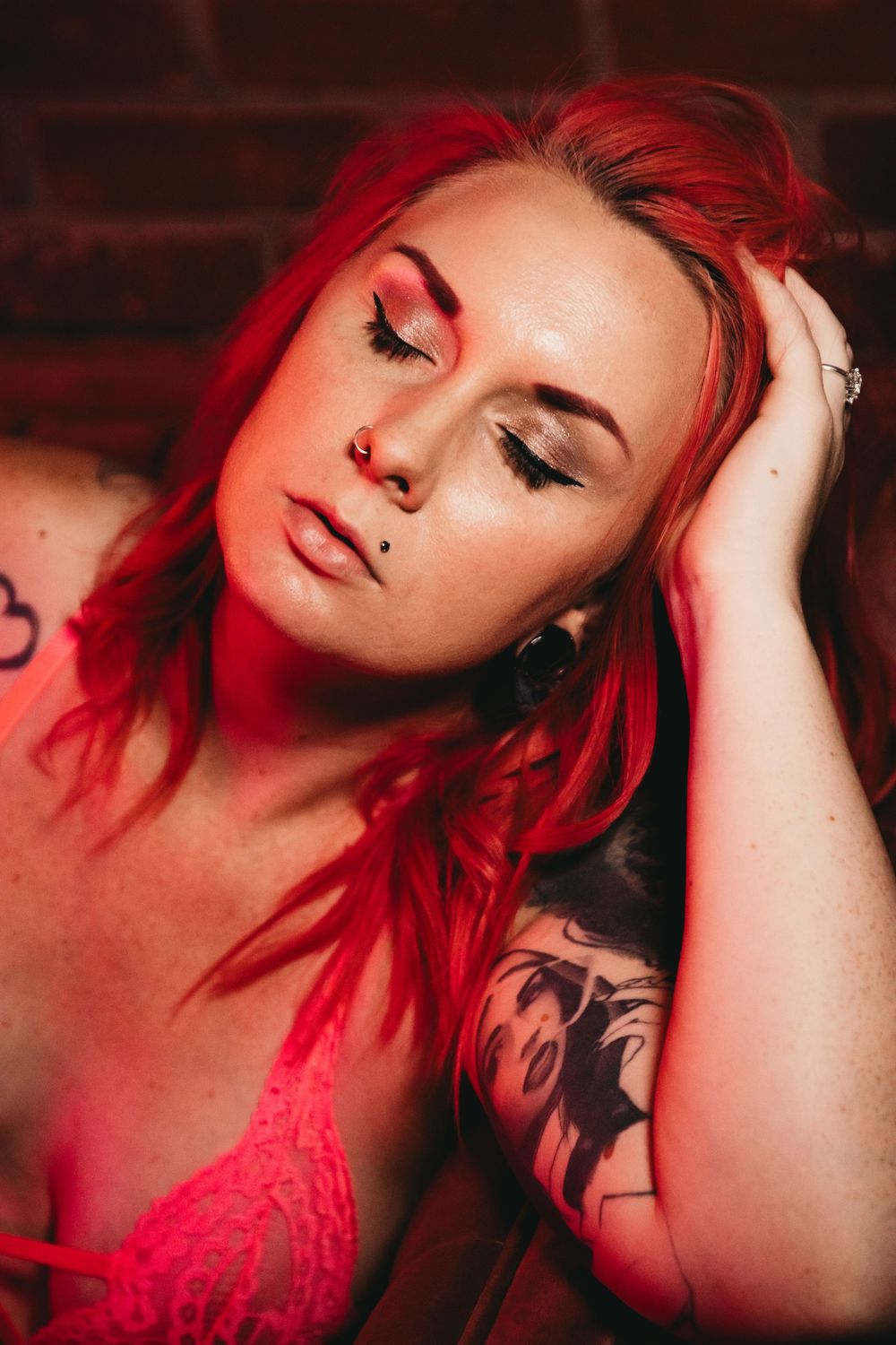 Luxury Boudoir Portrait in Pink Lingerie | Florida Boudoir Photographer