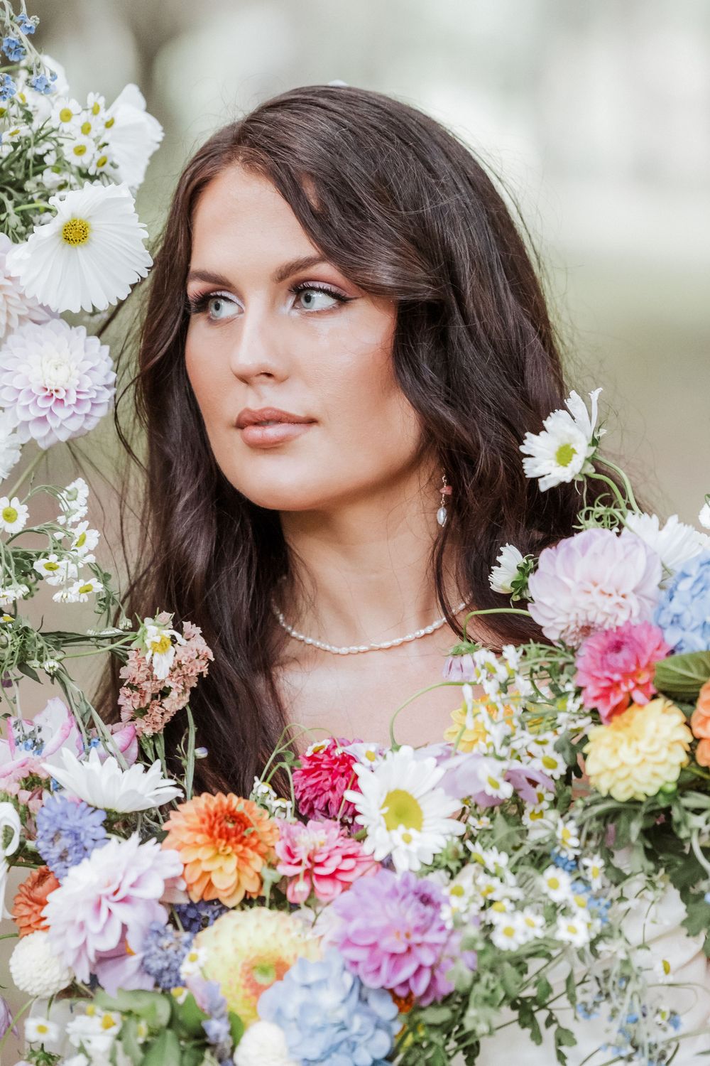 bride portrait photos and flowers. Tauranga and Kati Kati wedding venue