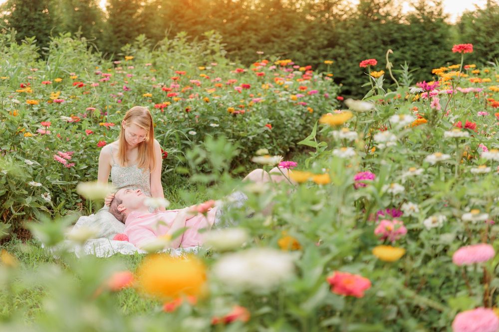 couples photo shoot engagement session flower field zinnias mantua new jersey clayton nj franklinville glassboro monroe