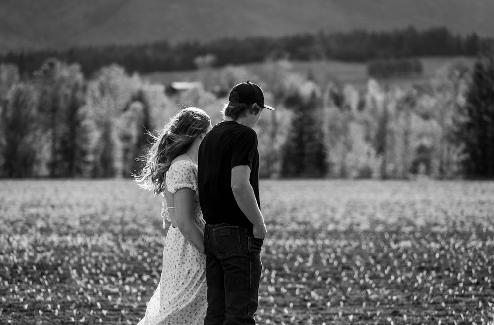 Kayleigh Seibel Photography - Salmon Arm BC - Engagement Photography