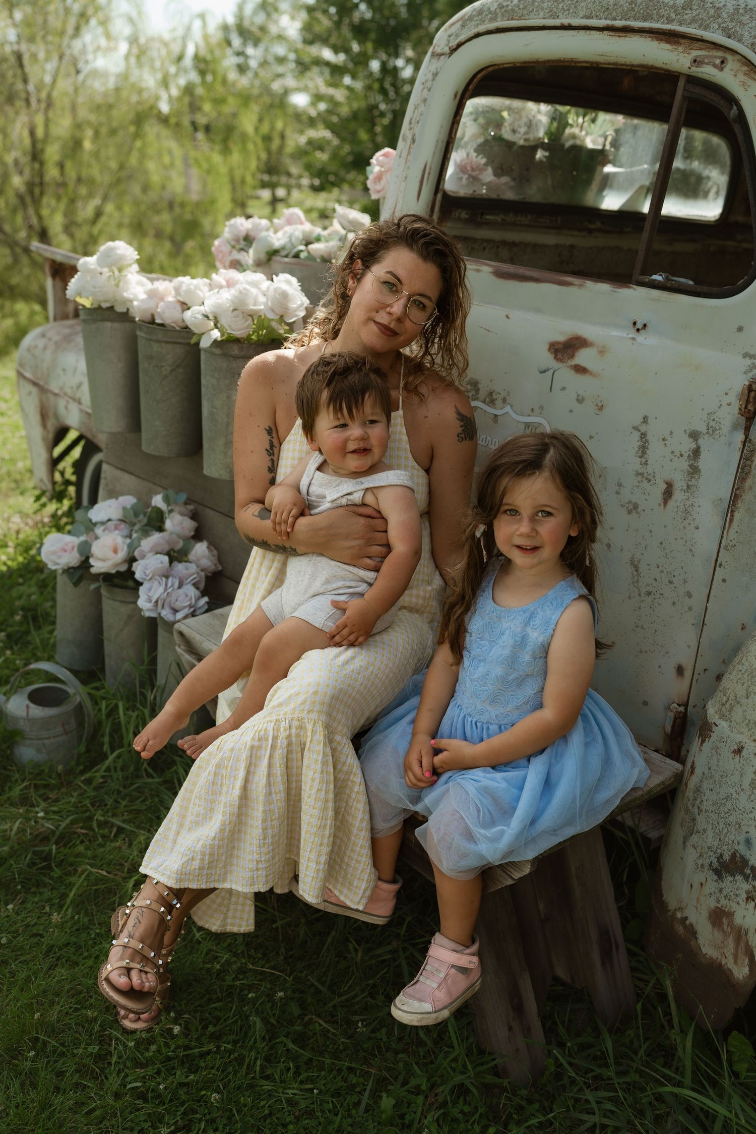 family, motherhood, kids, candid, vintage vibes, old truck, michigan, mom, family session, flowers, summer, golden