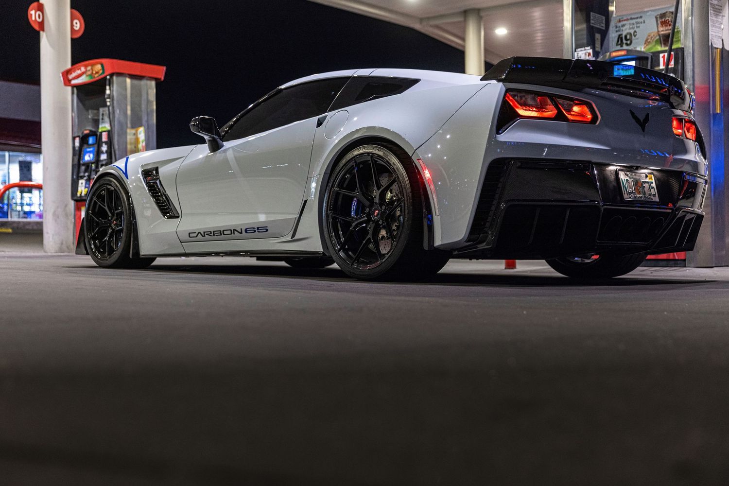 Corvette C7 Z06 at the gas station