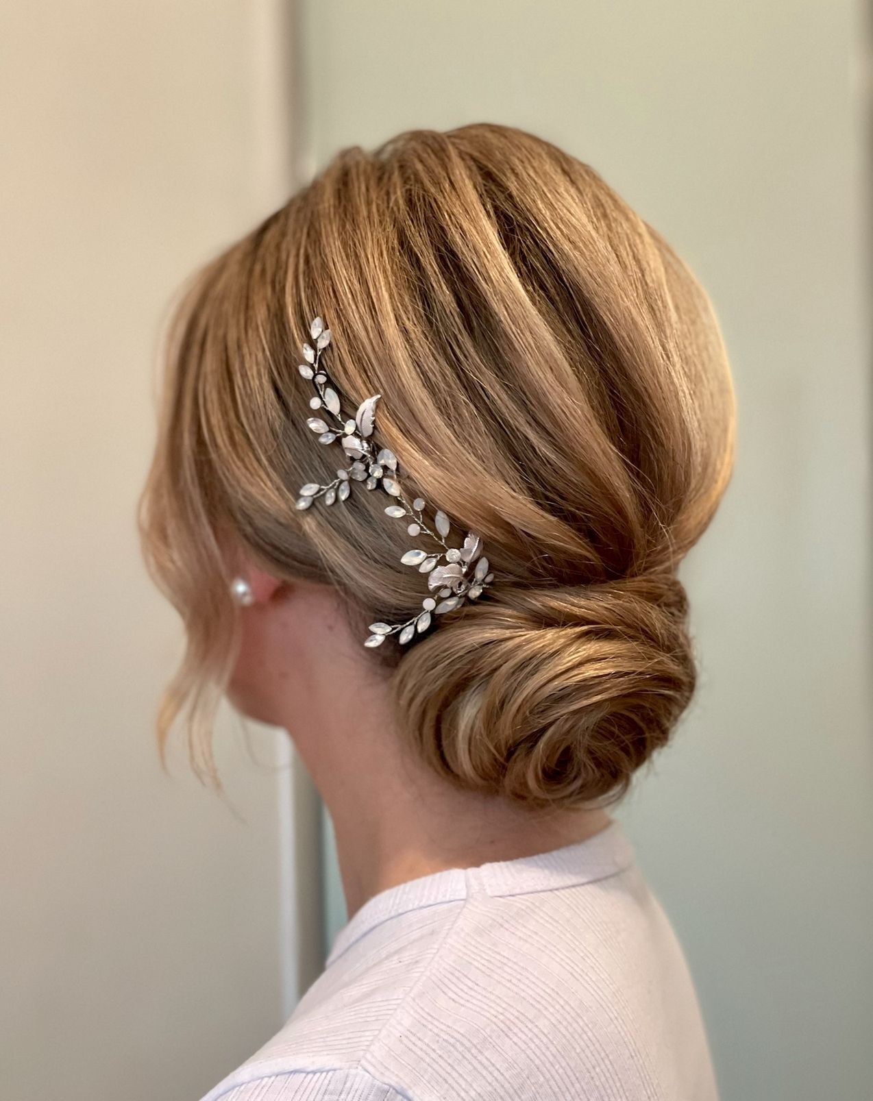 #bridalhair #weddinghair #lowbuns #hairbuns #weddingbuns