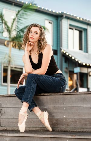 Charming senior girl soon to graduate from Jensen Beach