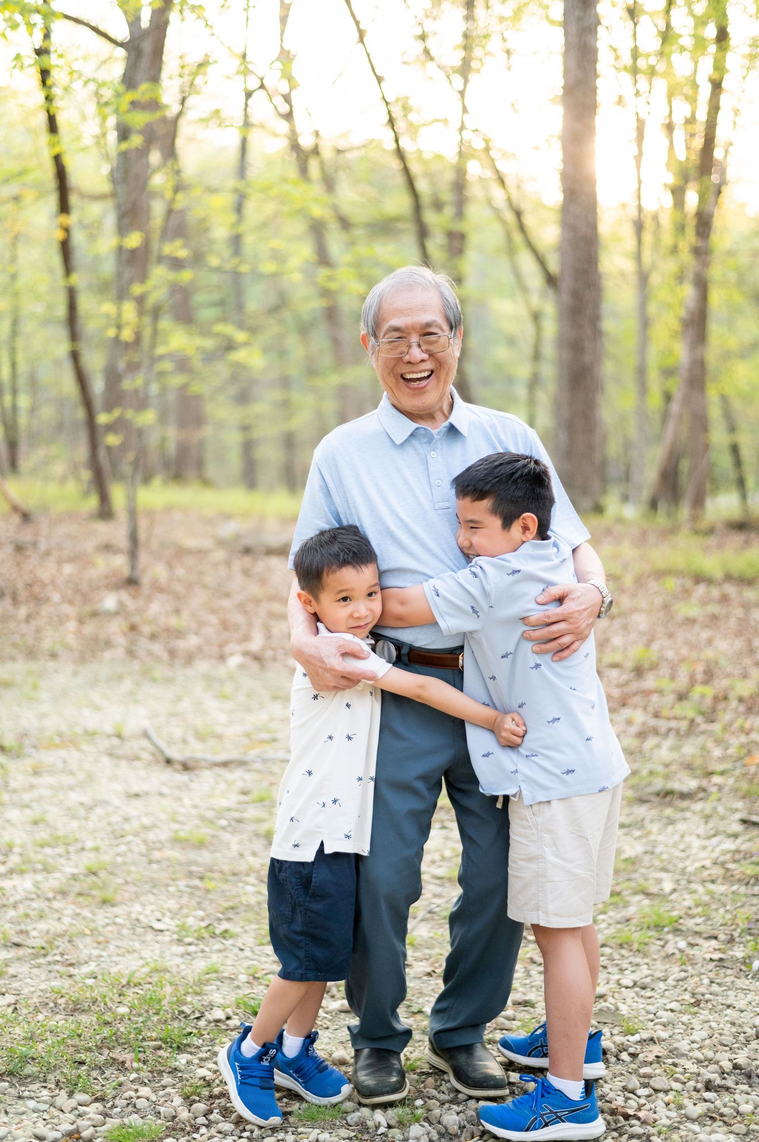 Family photo with kids and grandparents