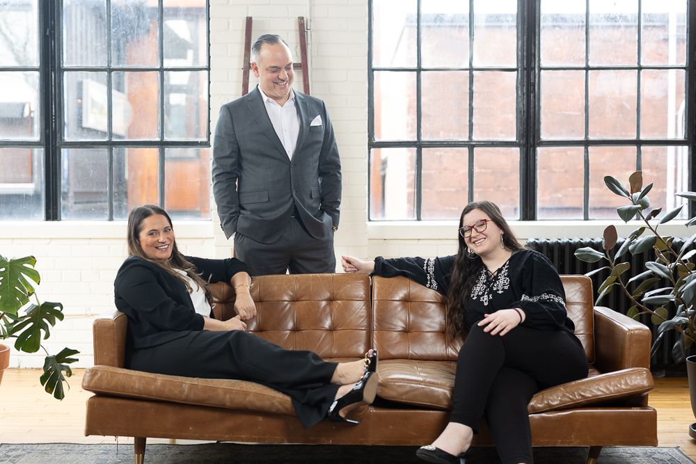 Toronto corporate team headshots and group photography by Shermond Schoberg