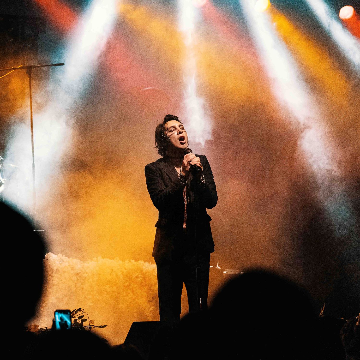 Picture of Remington Leith of Palaye Royale at The Rave in Milwaukee.