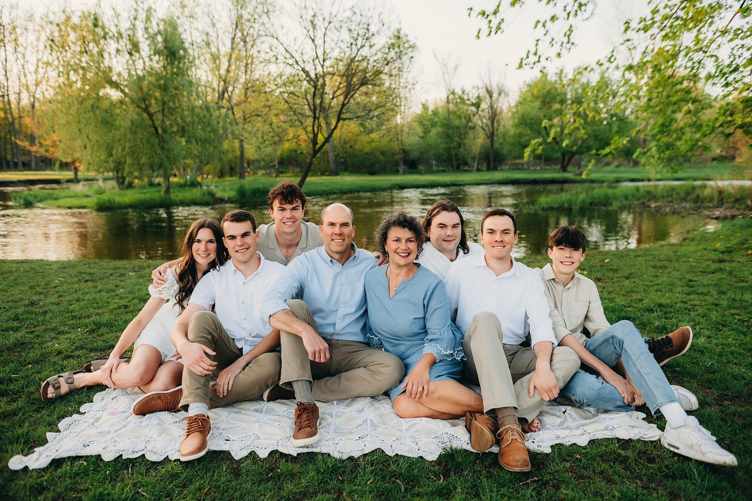 Fenton Family Photographer, Michigan Family Photographer, Fenton Family Photographer, Bush Park Fenton Michigan