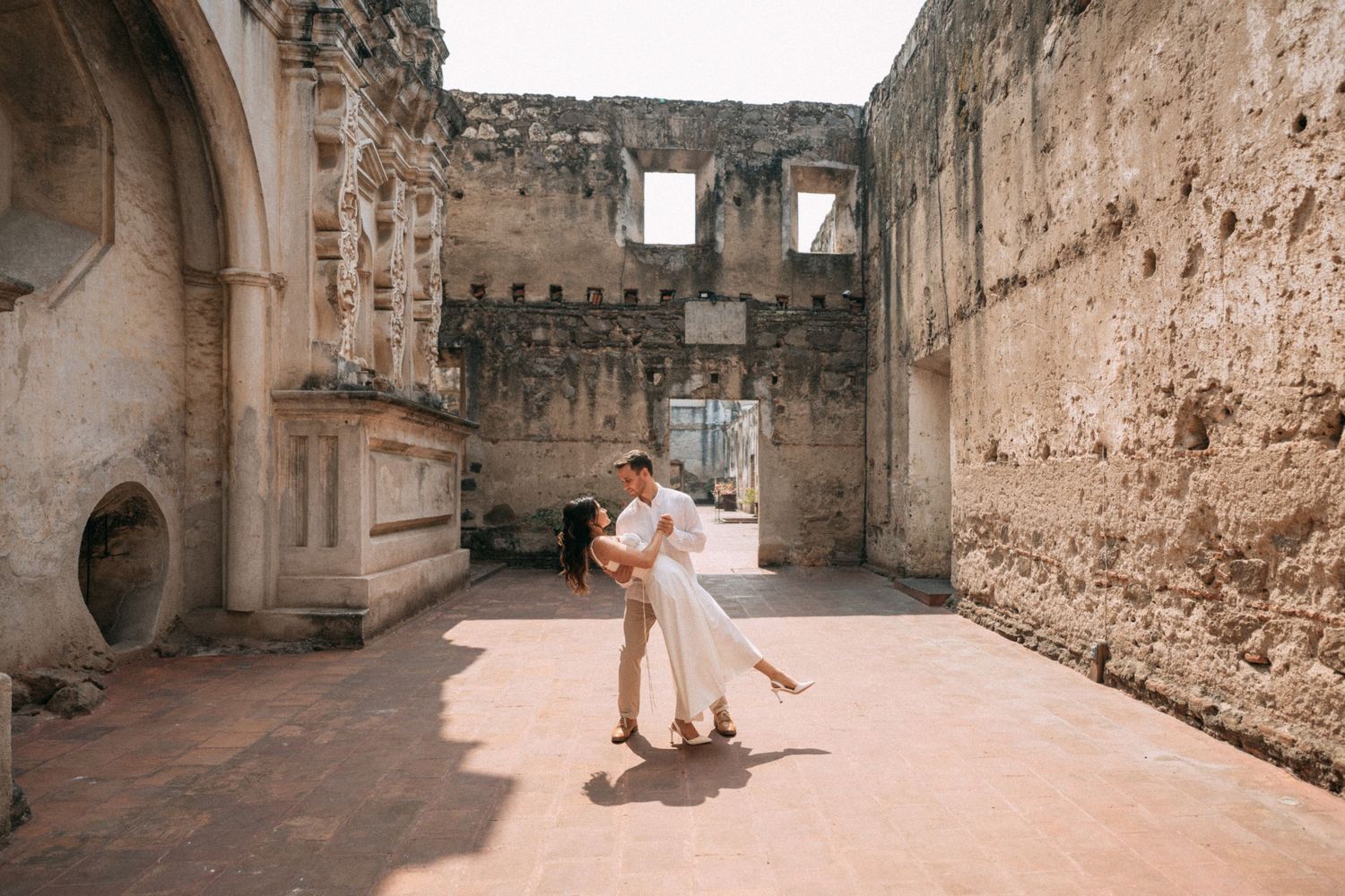 Luxury editorial destination wedding photographer in Antigua Guatemala