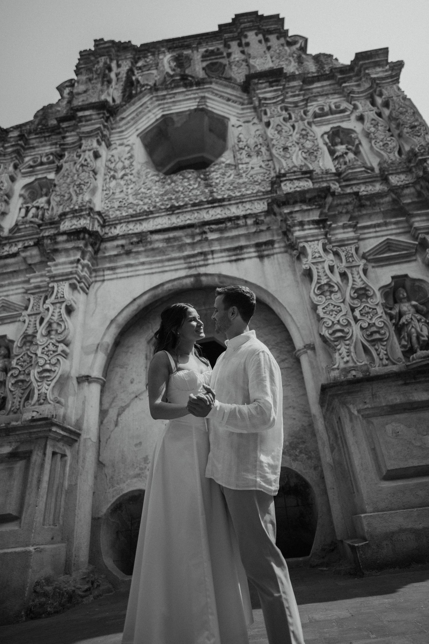 Luxury editorial destination wedding photographer in Antigua Guatemala