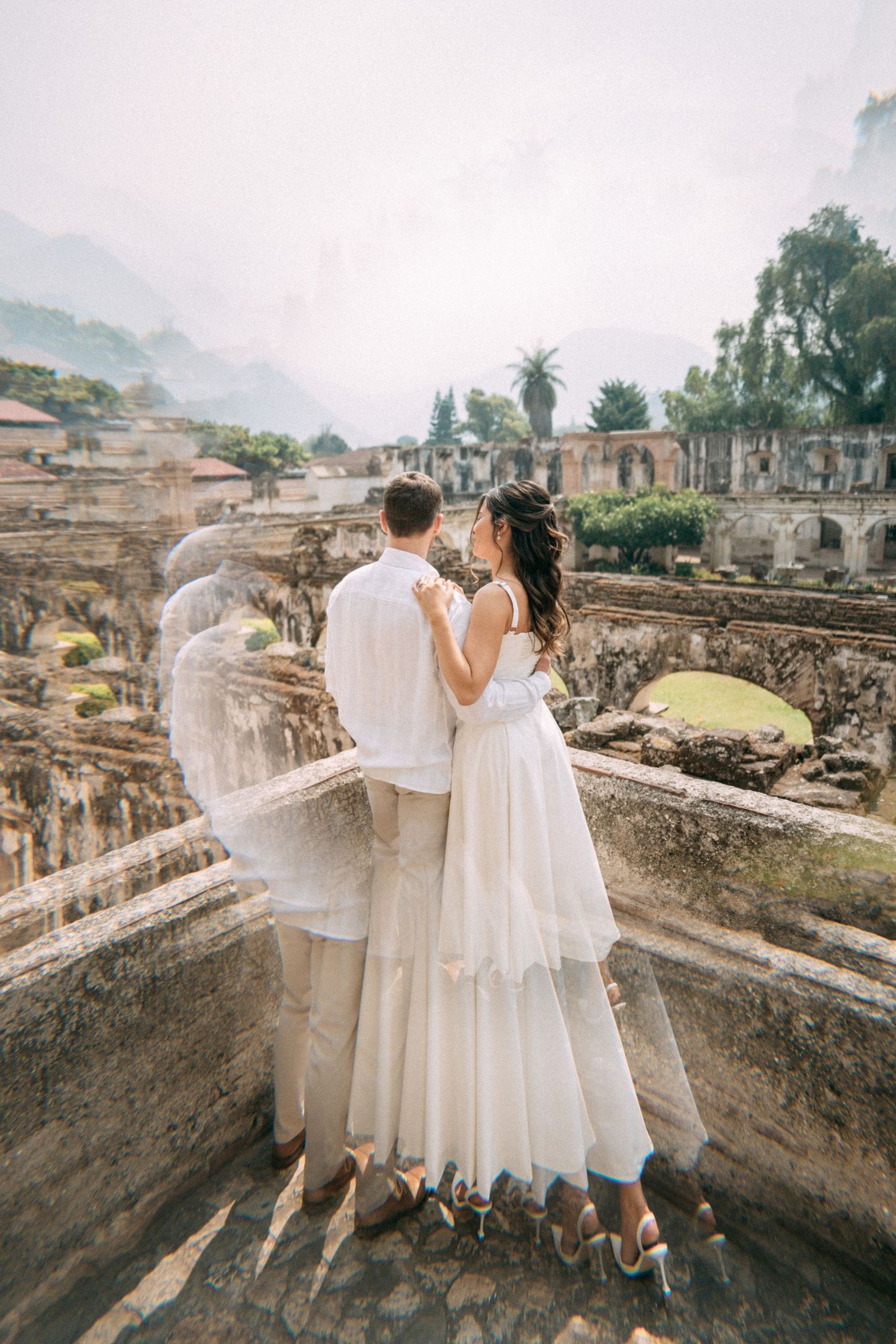 Luxury editorial destination wedding photographer in Antigua Guatemala