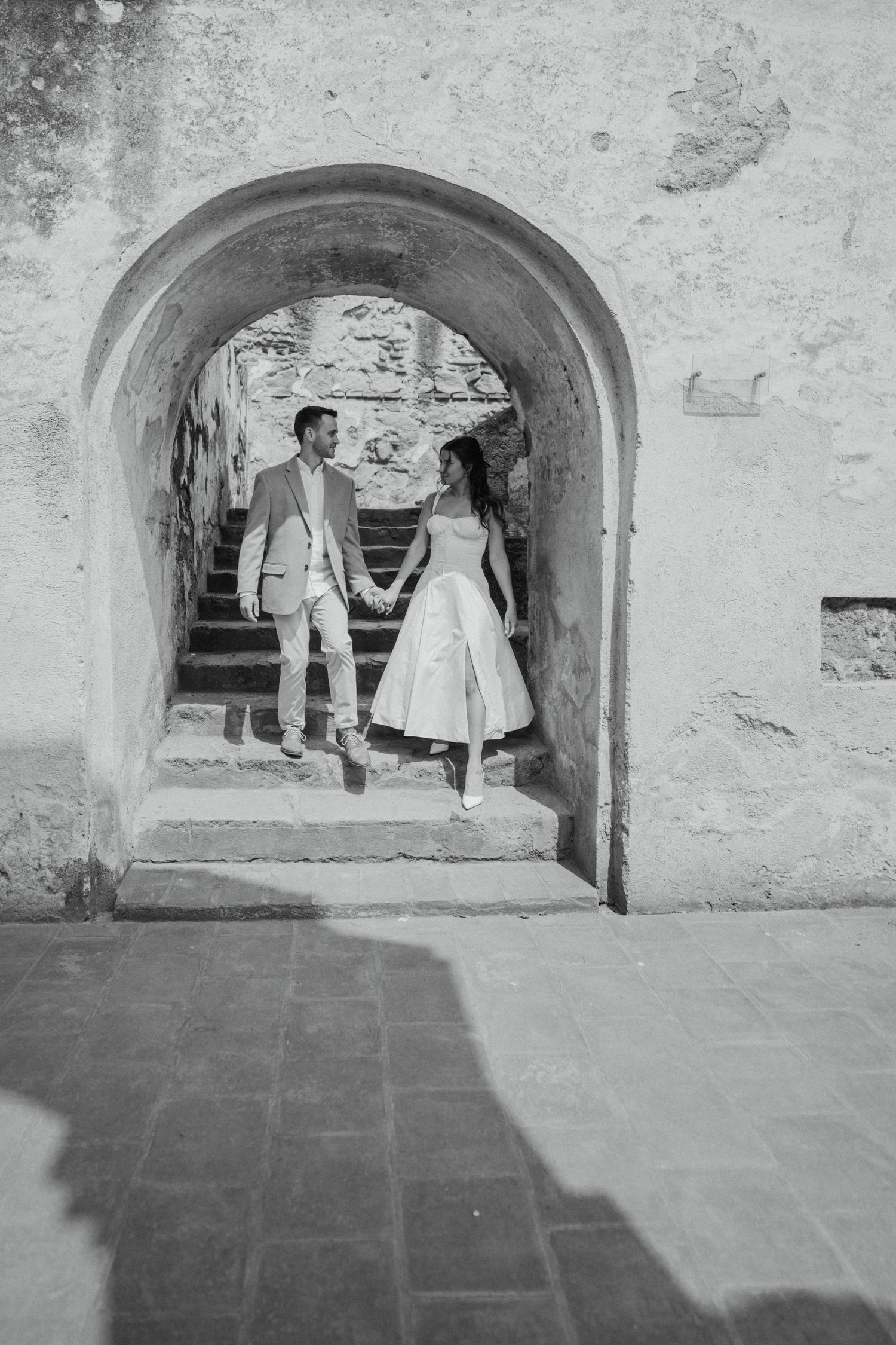 Luxury editorial destination wedding photographer in Antigua Guatemala