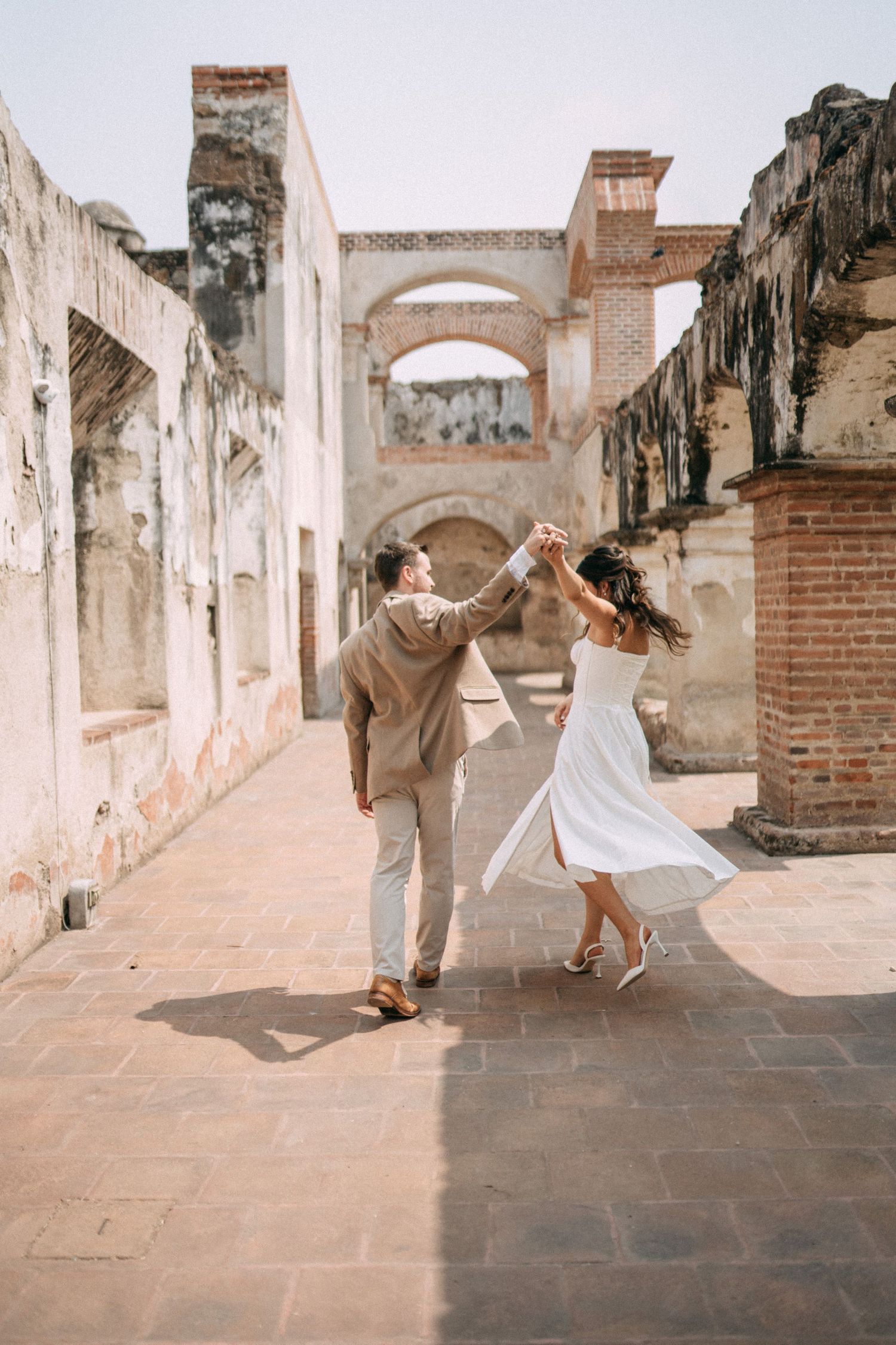 Luxury editorial destination wedding photographer in Antigua Guatemala