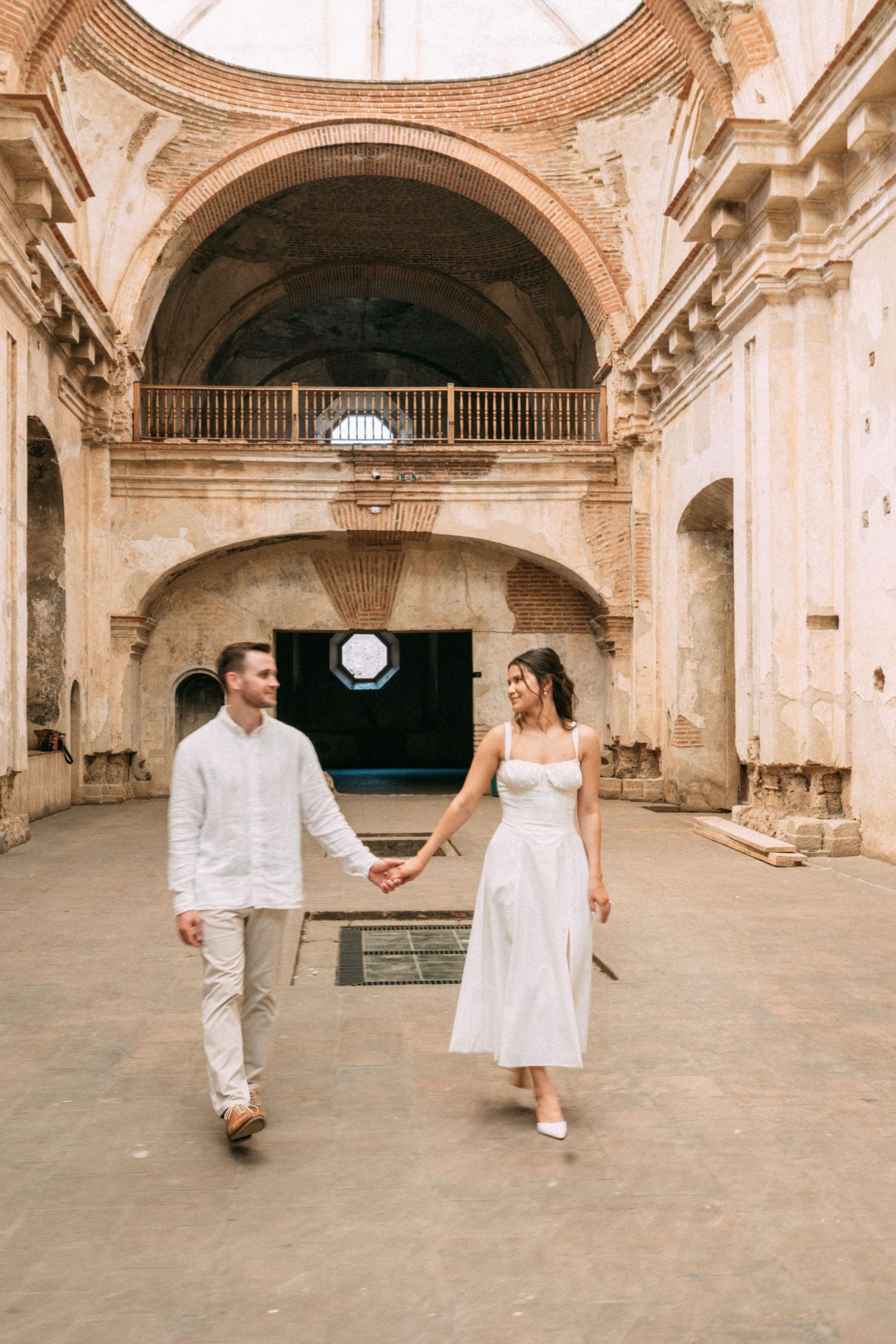 Luxury editorial destination wedding photographer in Antigua Guatemala