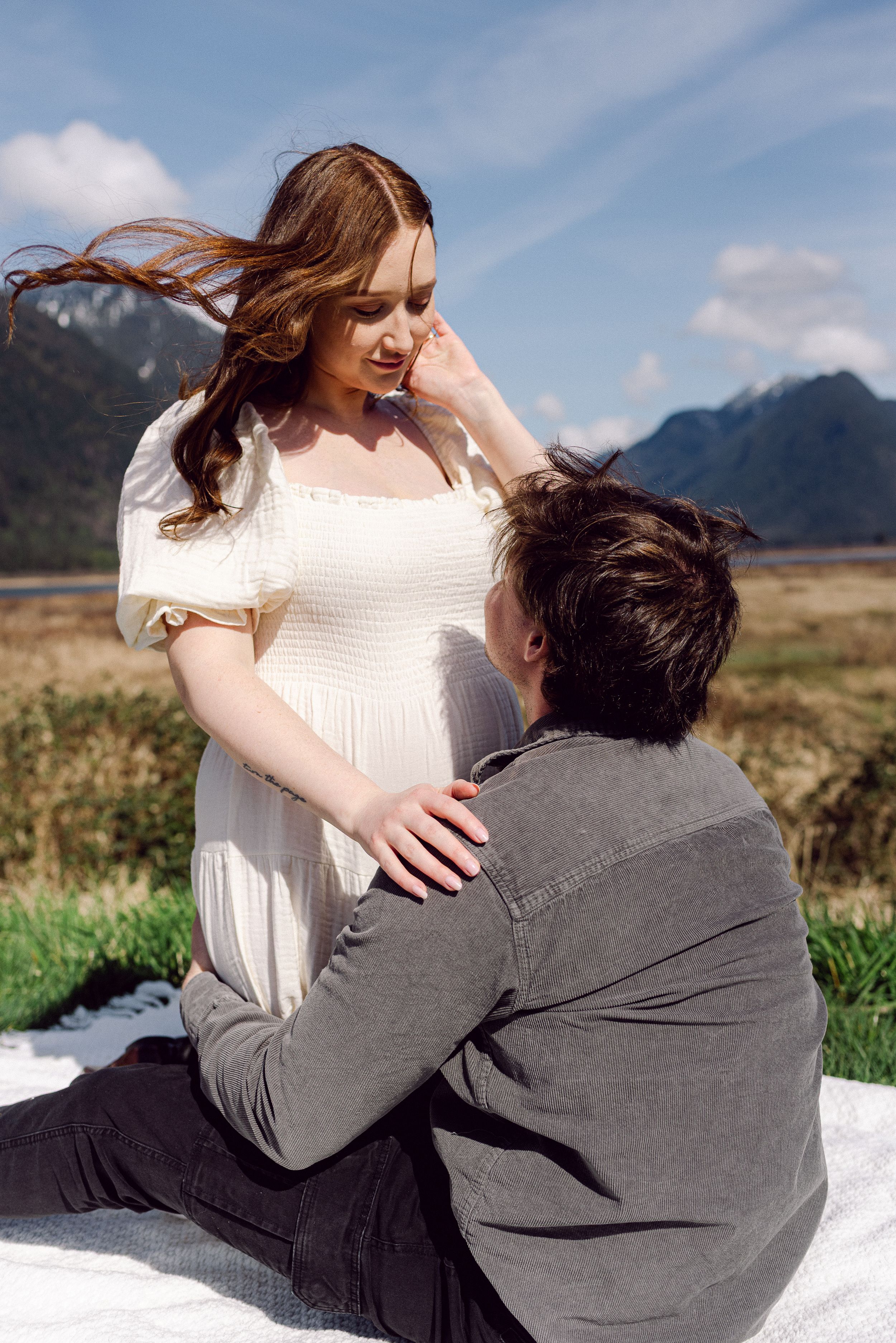 Professional BC photographer based in Langley, providing natural, beautiful maternity photo sessions in Surrey, White Rock, and the Lower Ma