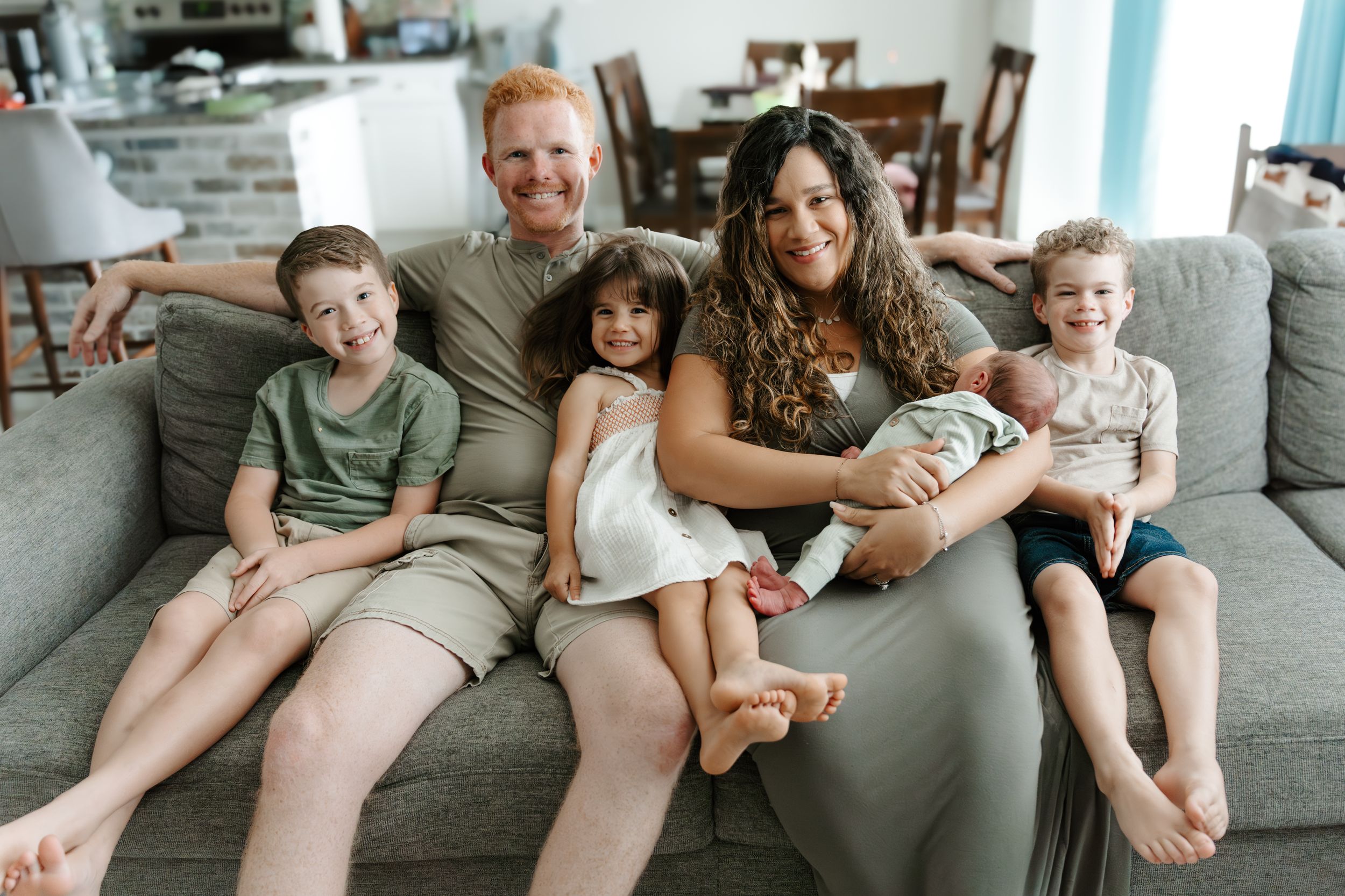 Newborn photography, family portraits, candid moments, posed baby photos, lifestyle session, DeLand FL photographer, authentic memories