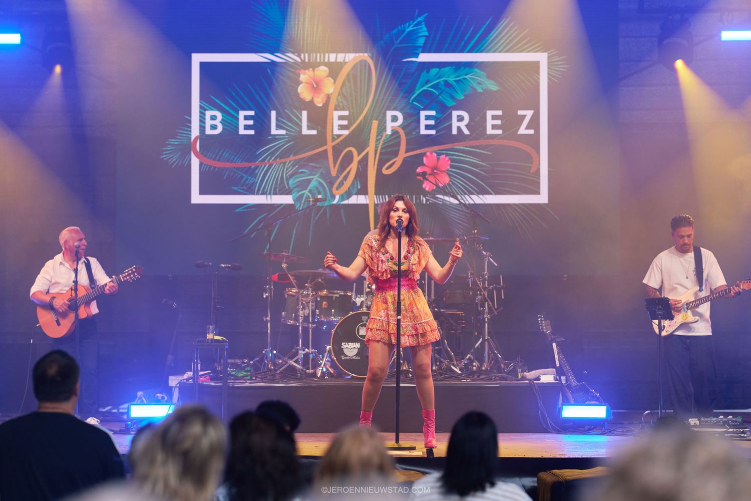 belle perez live in essen
