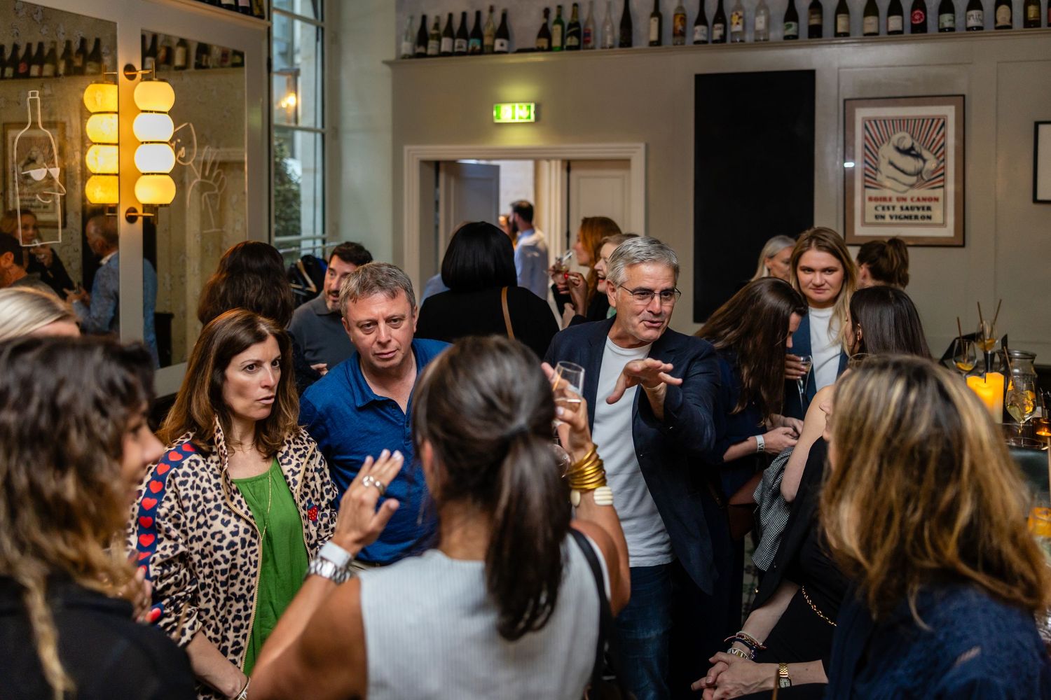 Networking event photography Paris — Parisian Photographers