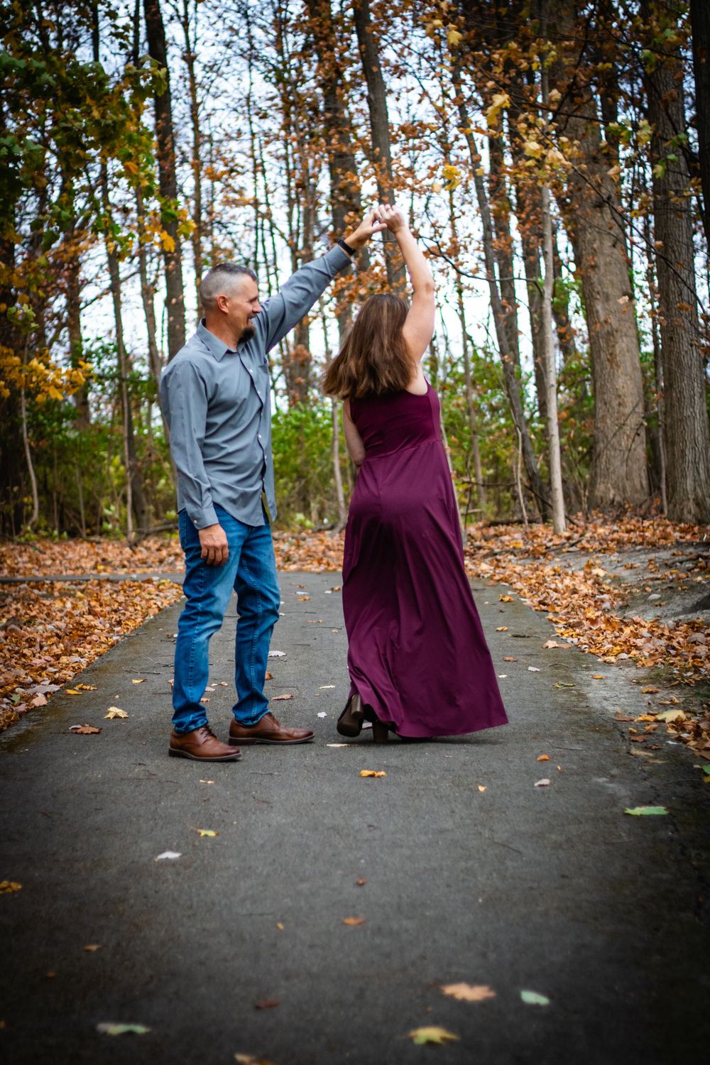 Fall portrait
Couples portrait
Hollow Park
Piqua Ohio