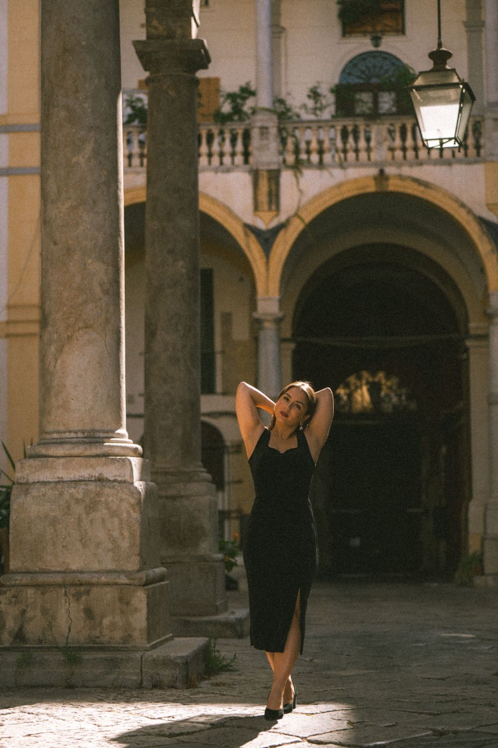 Lifestyle portrait captured by a Palermo photographer
