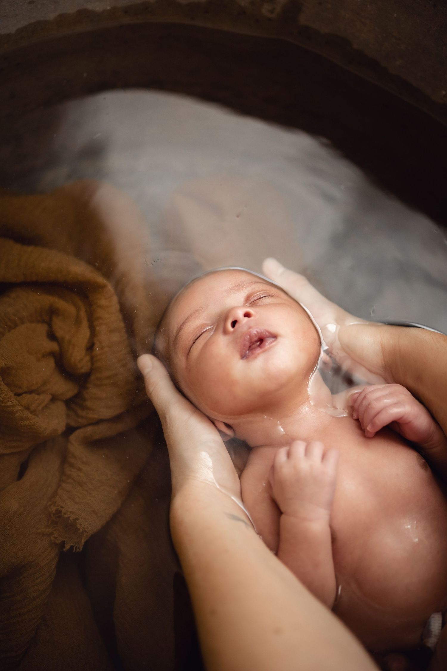 bain enveloppé celine.s photography lyon studio parent'aise bb