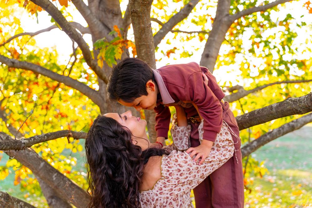 Beautiful Autumn Family Portraits