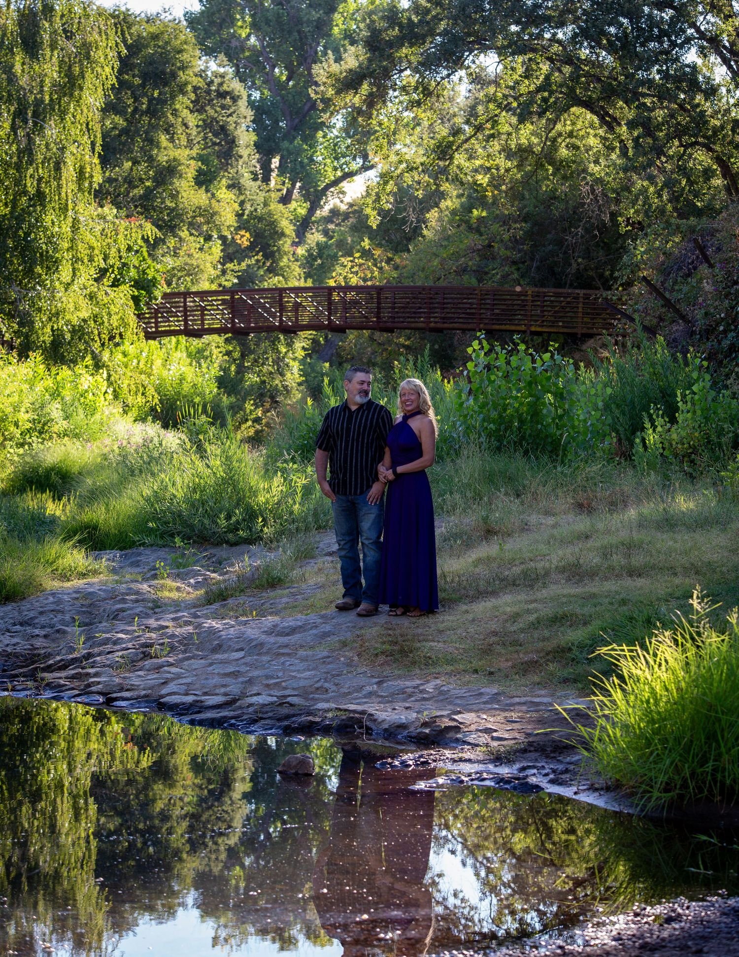 Gunnii Sack Photography, Sutter Creek CA, Creek Photoshoot, Fall Photos