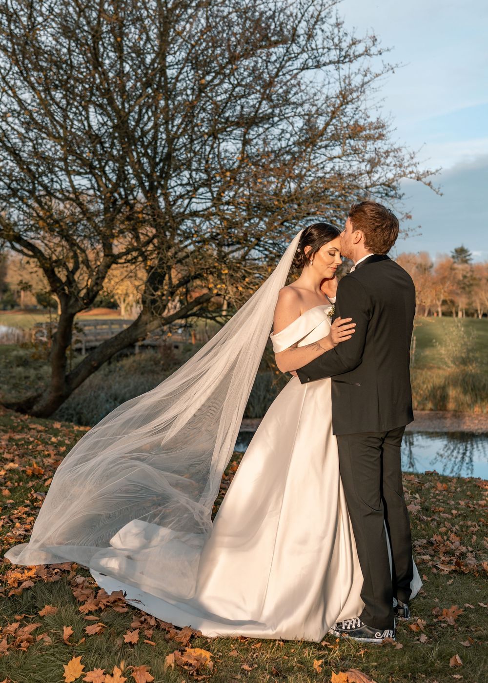 COUPLE PORTRAITS   NORFOLK WEDDING DUNSTON HALL NORWICH BLACK TIE WEDDING