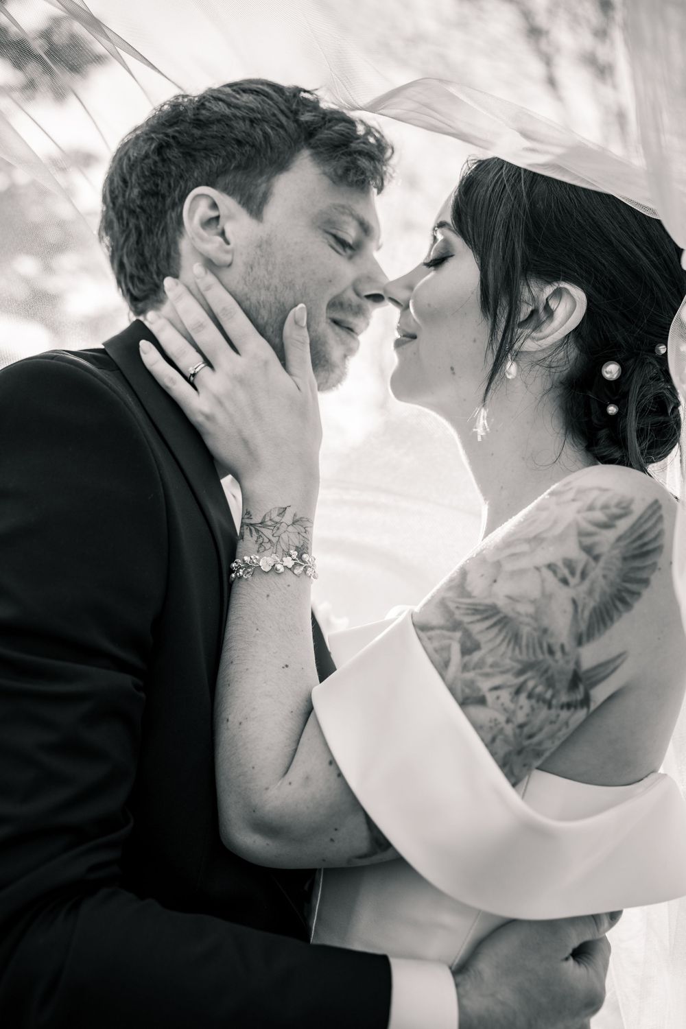 COUPLE PORTRAITS   NORFOLK WEDDING DUNSTON HALL NORWICH BLACK TIE WEDDING