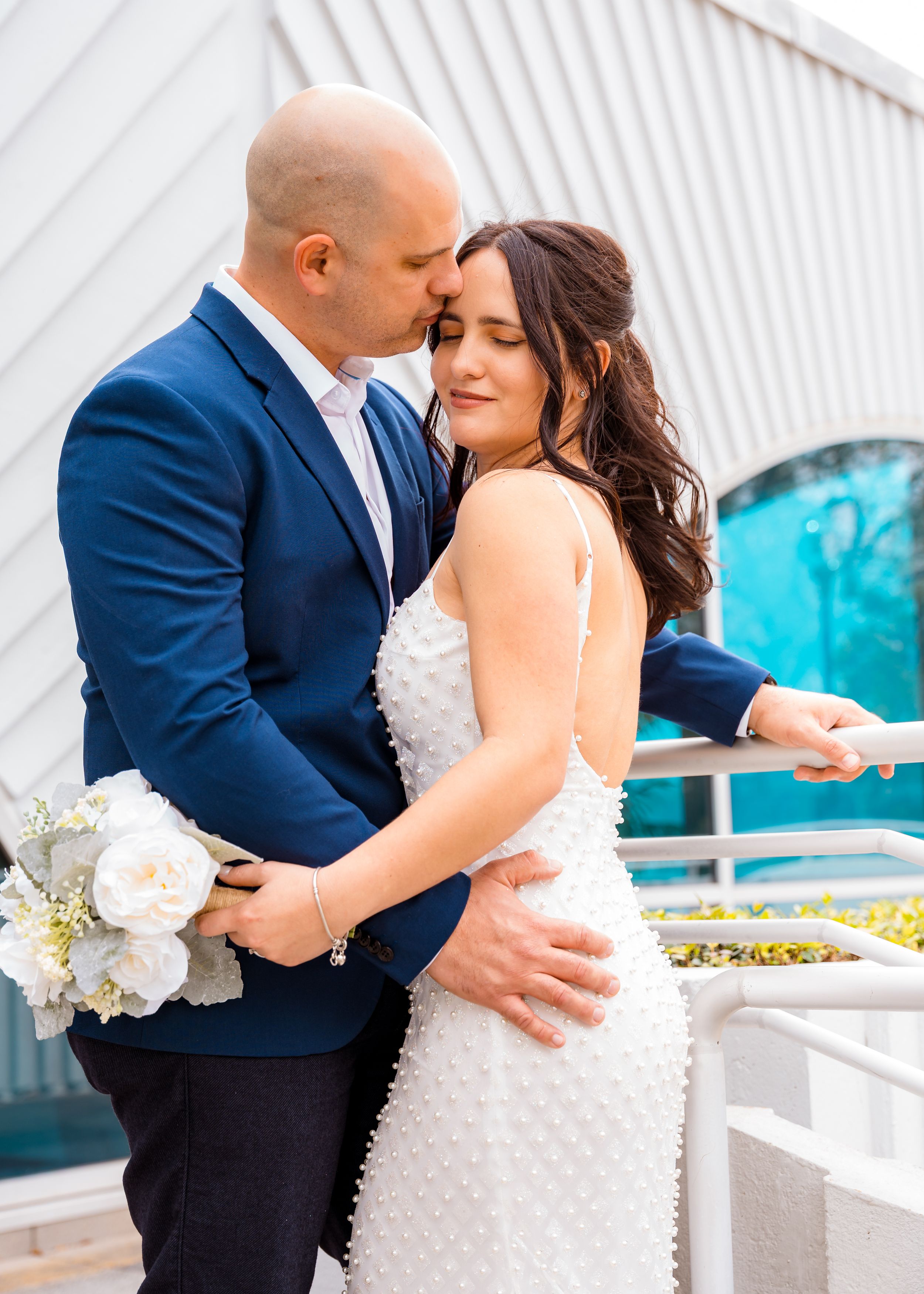 Downtown St Pete-Courthouse-Elopement photo session-BE Jazy Photography-St Pete Photographer-Elopement-Courthouse wedding-North Straub Park