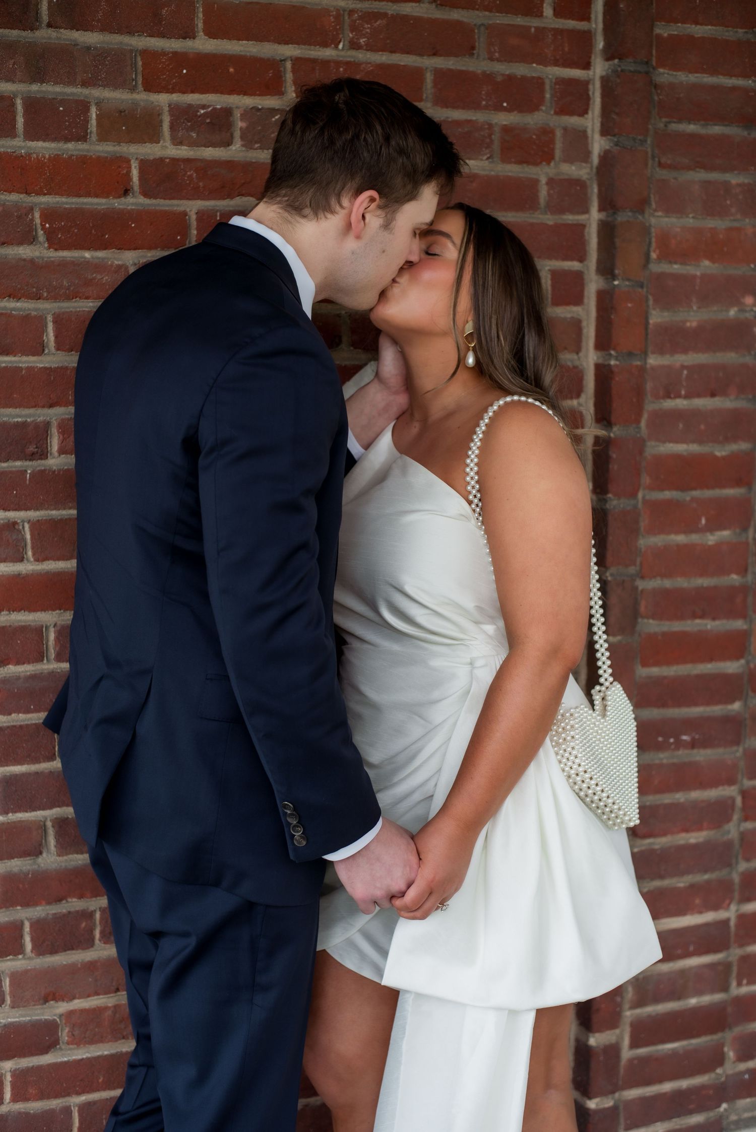 Bride and groom eloping in Richmond