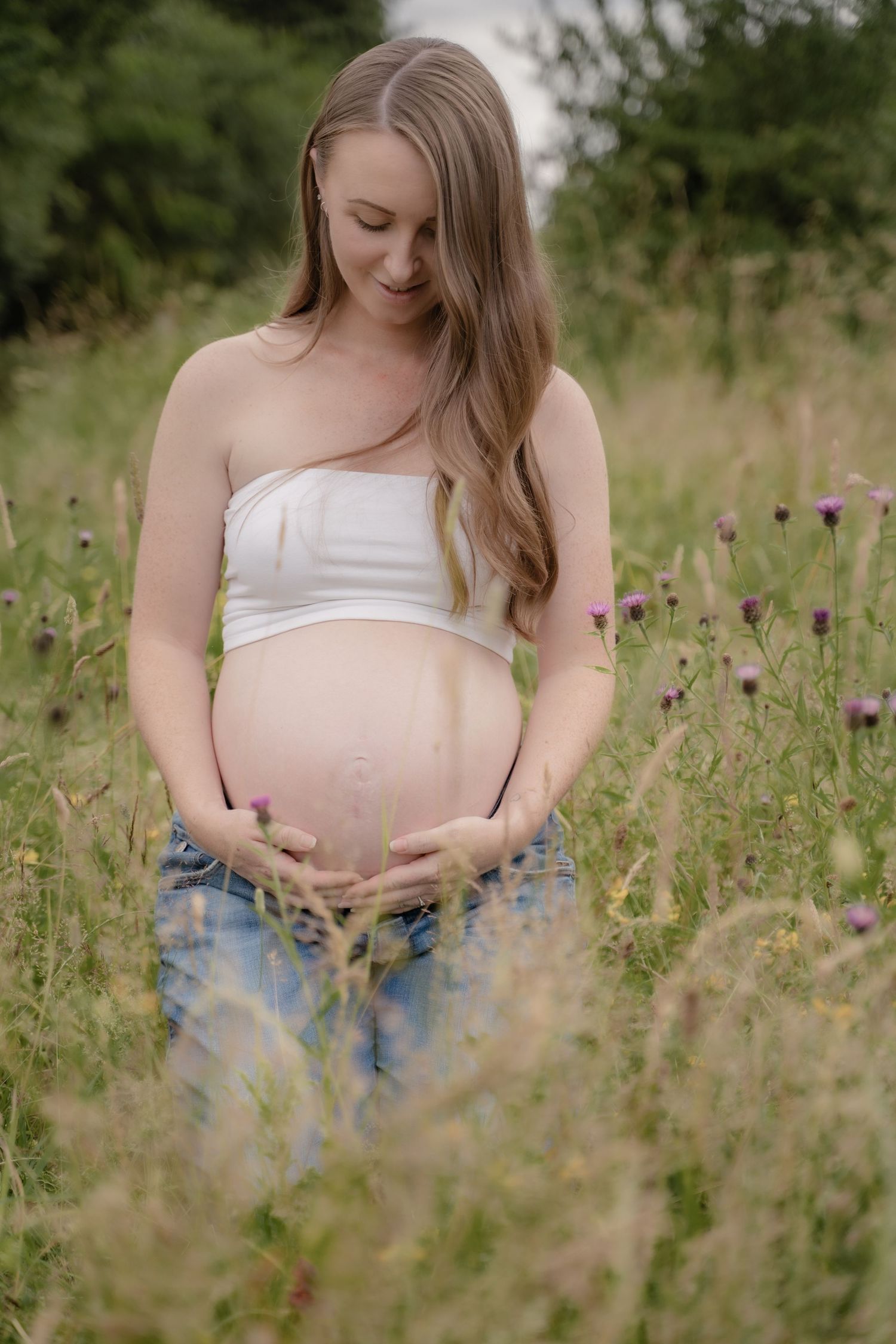 maternity-photos-in-nature-derbyshire-lifestyle.jpg