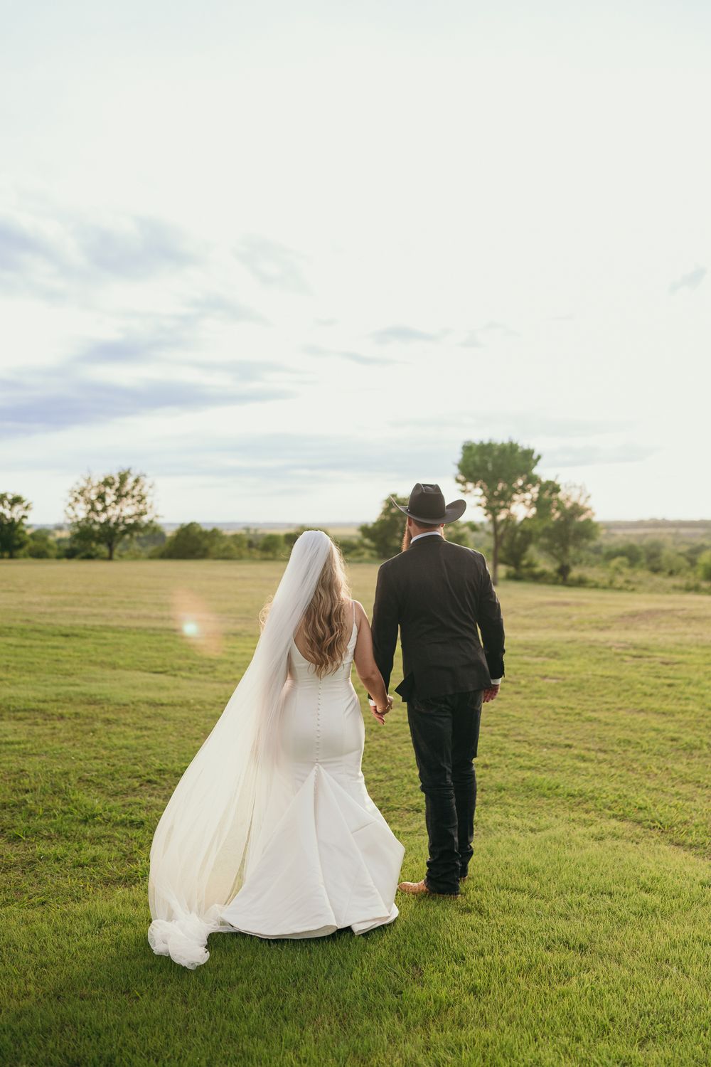 Liz Throne Photography
Wedding photographer
Wedding videographer
photo and video
Oklahoma photographer and videographer
Oklahoma weddings