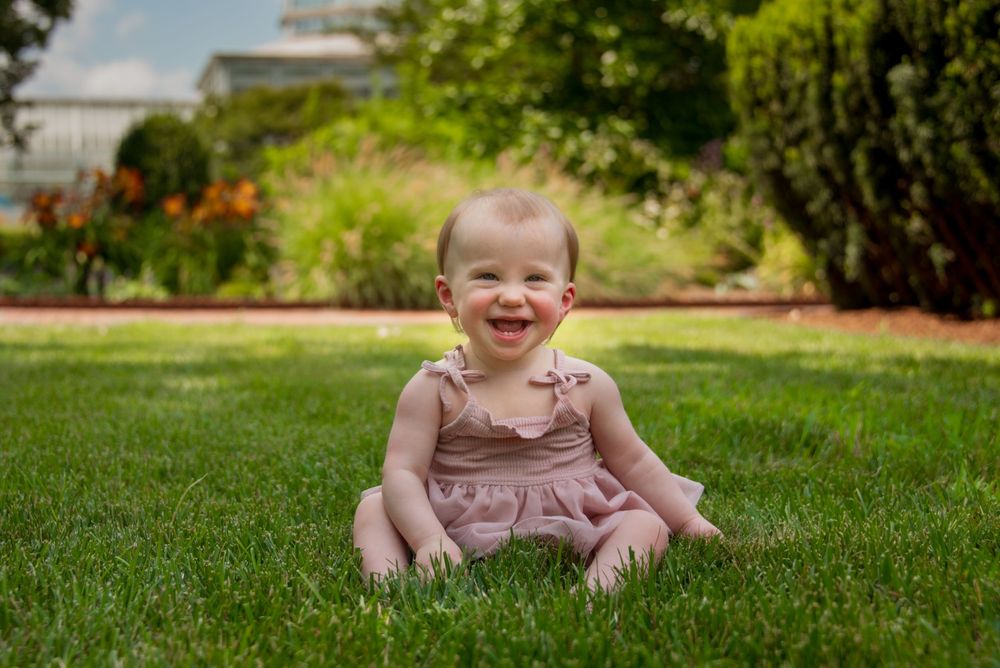 Baby girls first birthday photos outdoors