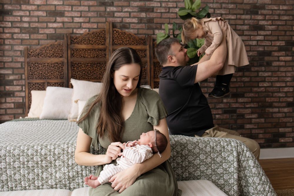 Kendall Kuss Photography, newborn photos in Watertown Wisconsin family photo studio