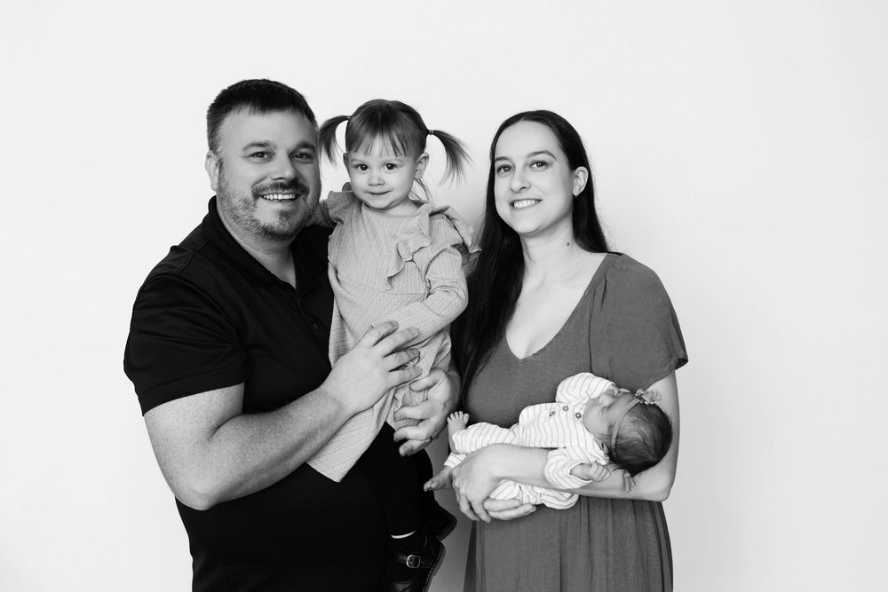 Kendall Kuss Photography, newborn photos in Watertown Wisconsin family photo studio