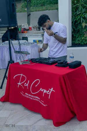 Event detail featuring Raymond C. Hansell Photography at a Bay Area networking event.