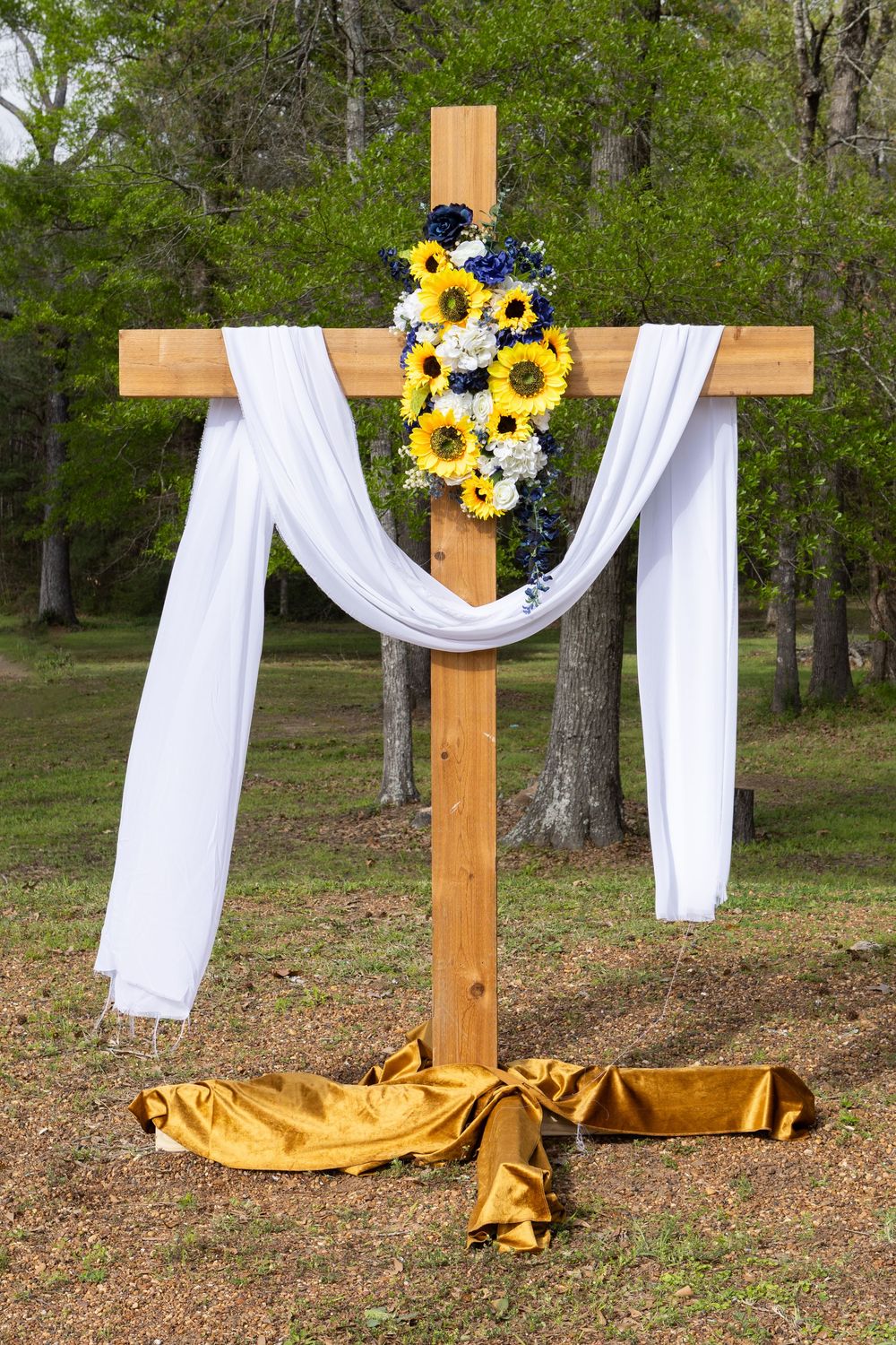 Brianna Alvis Photography | Lufkin, TX photographer capturing light, natural, and emotional moments across East Texas.